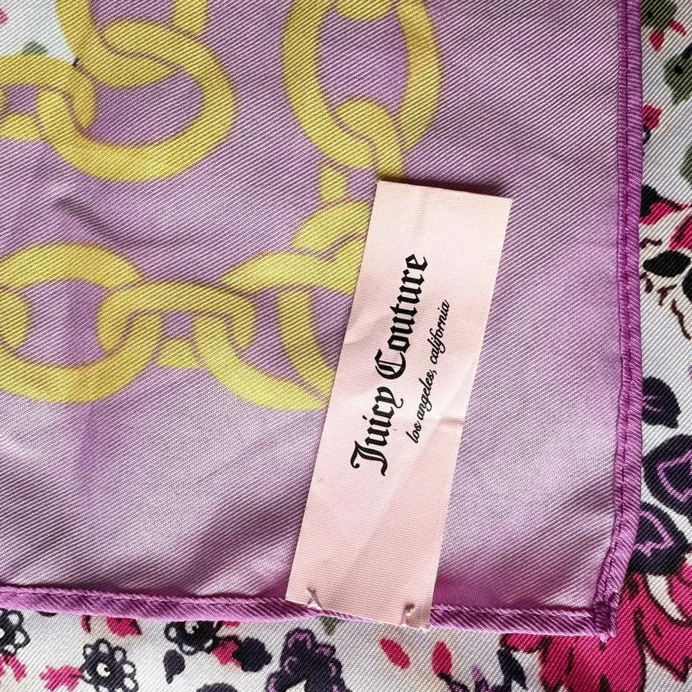 🔃Juicy Couture Floral Scarf